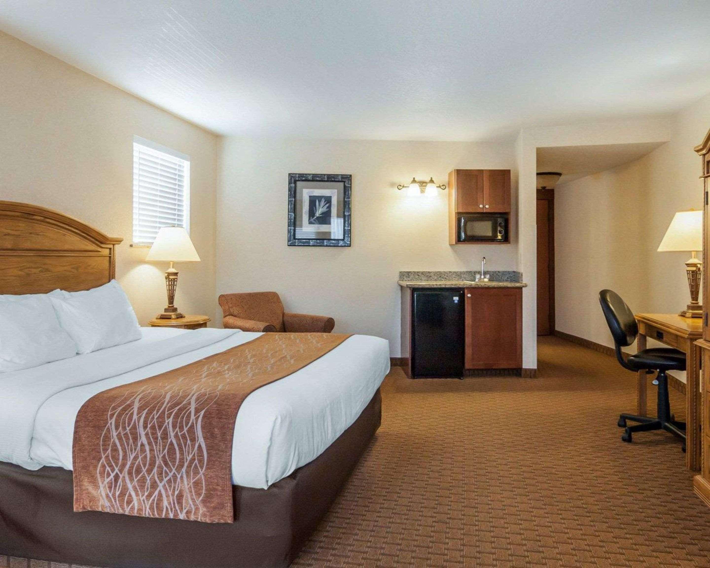 Kathryn Riverfront Inn, Ascend Collection Hotel 3*
