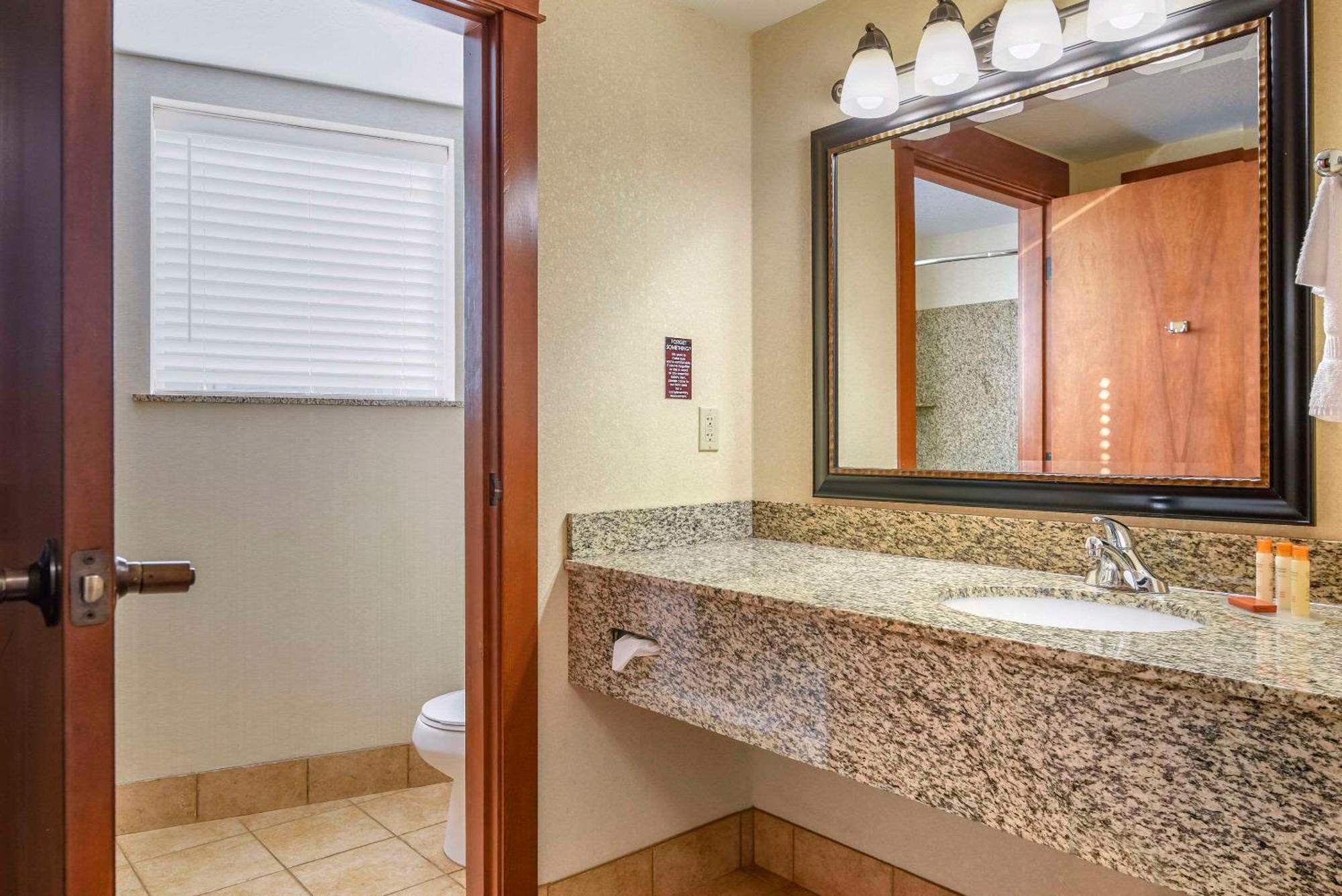 Hotel Kathryn Riverfront Inn, Ascend Collection Seaside